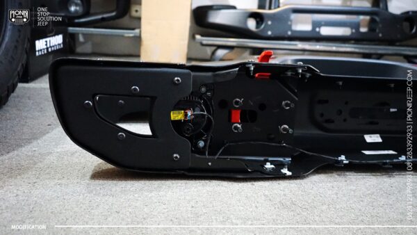 Jual Set Bemper Besi Depan Belakang Mopar 100% Original Jeep Wrangler JL Anniversary Bumper - Gambar 10