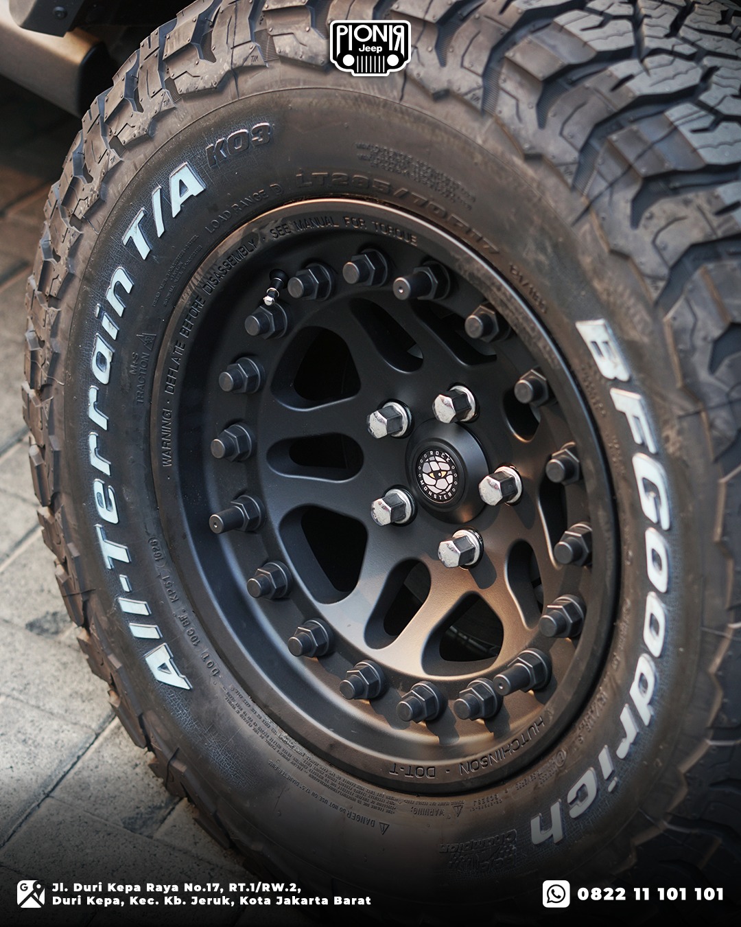 Modifikasi velg hutchinson rock monster dan ban bfgoodrich all terrain lt285 70 r17 ko3 pionir jeep pada jeep gladiator jt